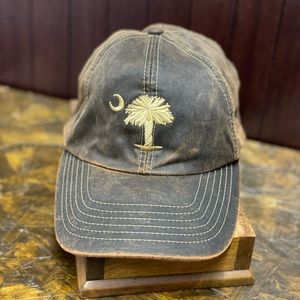 Royal resortwear hat